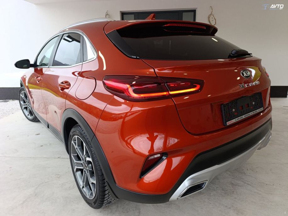 Kia XCeed 1.0 T-GDI, fotografija 4
