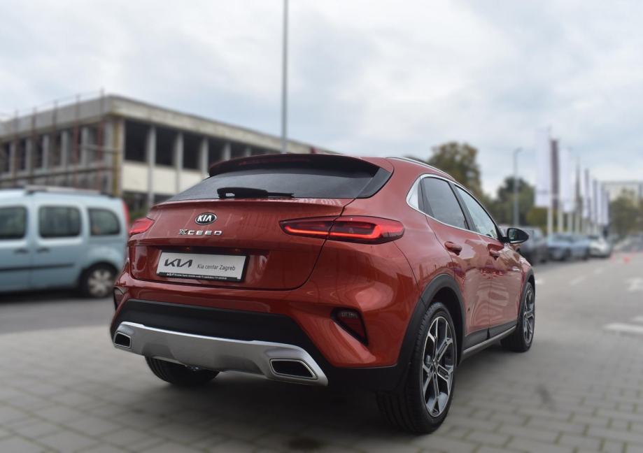 KIA XCeed 1.0 T-GDI, STRAŽNJA KAMERA, JAMSTVO, fotografija 7