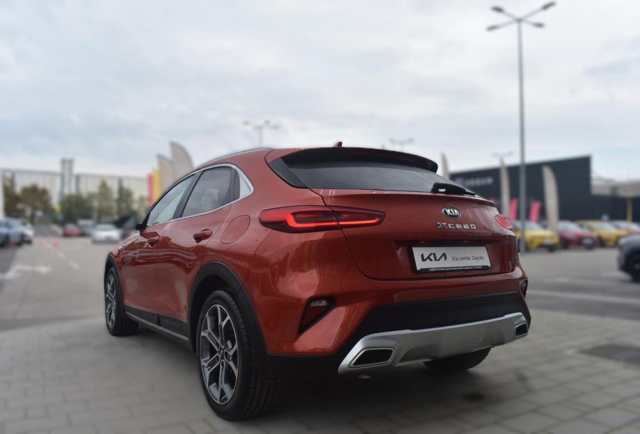 KIA XCeed 1.0 T-GDI, STRAŽNJA KAMERA, JAMSTVO, fotografija 9