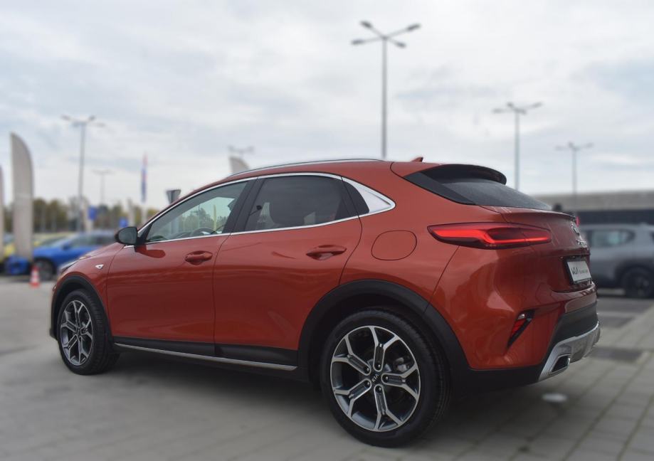 KIA XCeed 1.0 T-GDI, STRAŽNJA KAMERA, JAMSTVO, fotografija 10