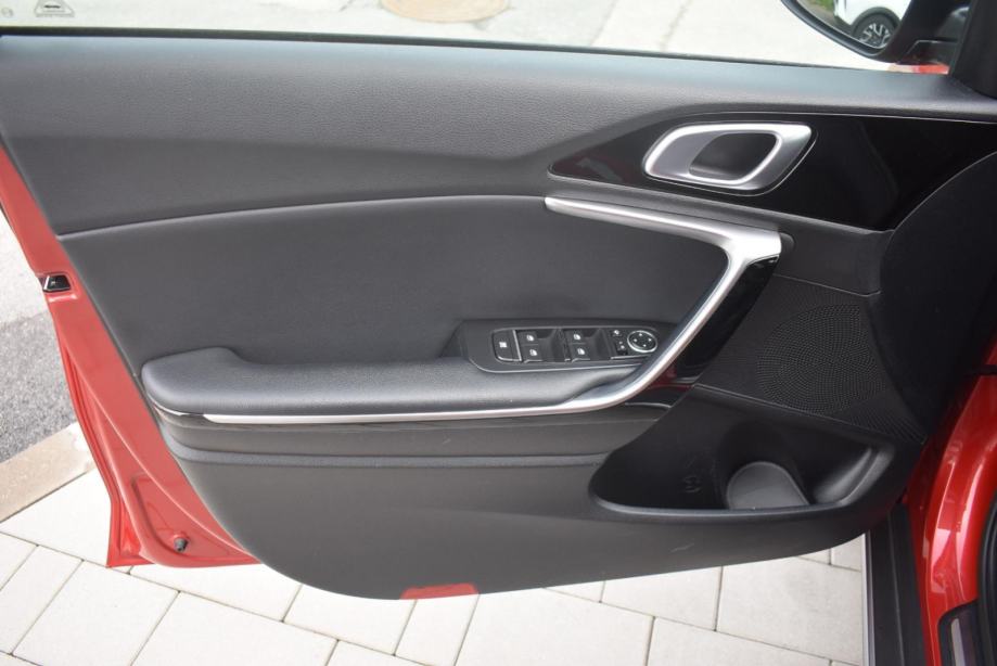 KIA XCeed 1,0 T.GDI WAY, GRIJANJE SJEDALA, JAMSTVO, fotografija 19