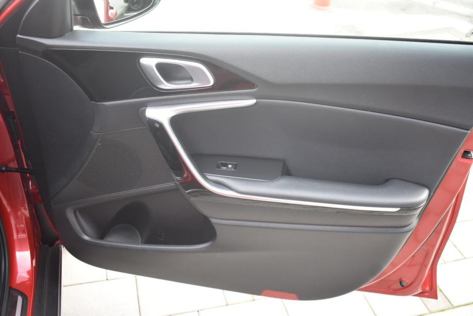 KIA XCeed 1,0 T.GDI WAY, GRIJANJE SJEDALA, JAMSTVO, fotografija 20
