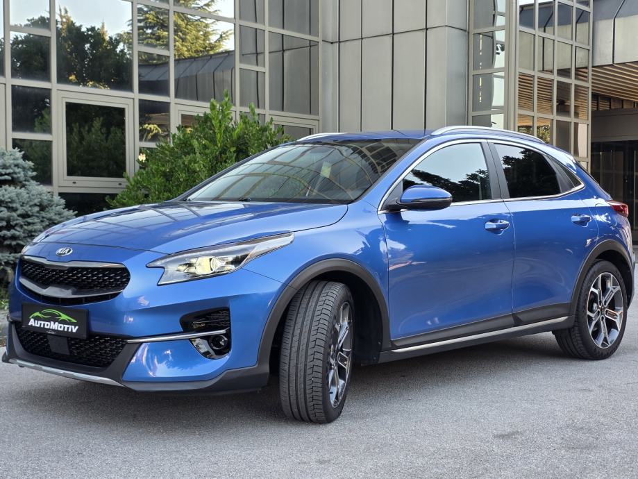 KIA XCeeD 1.4 T-GDI GOLD - *1.VLASNIK-ORIGINAL STANJE-SERVISNA KNJIGA*, fotografija 11