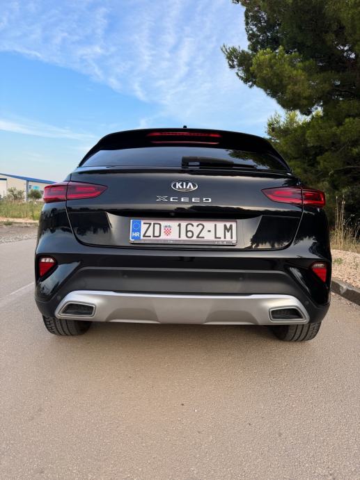 Kia XCeed 1,4 T-GDI, fotografija 10