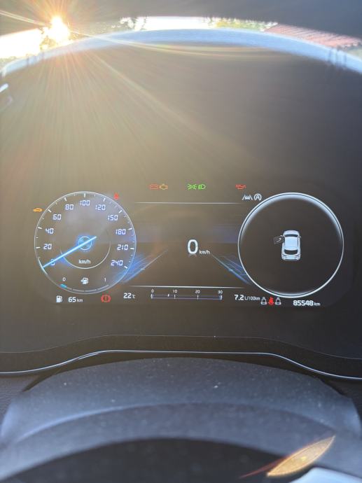 Kia XCeed 1.5, fotografija 5
