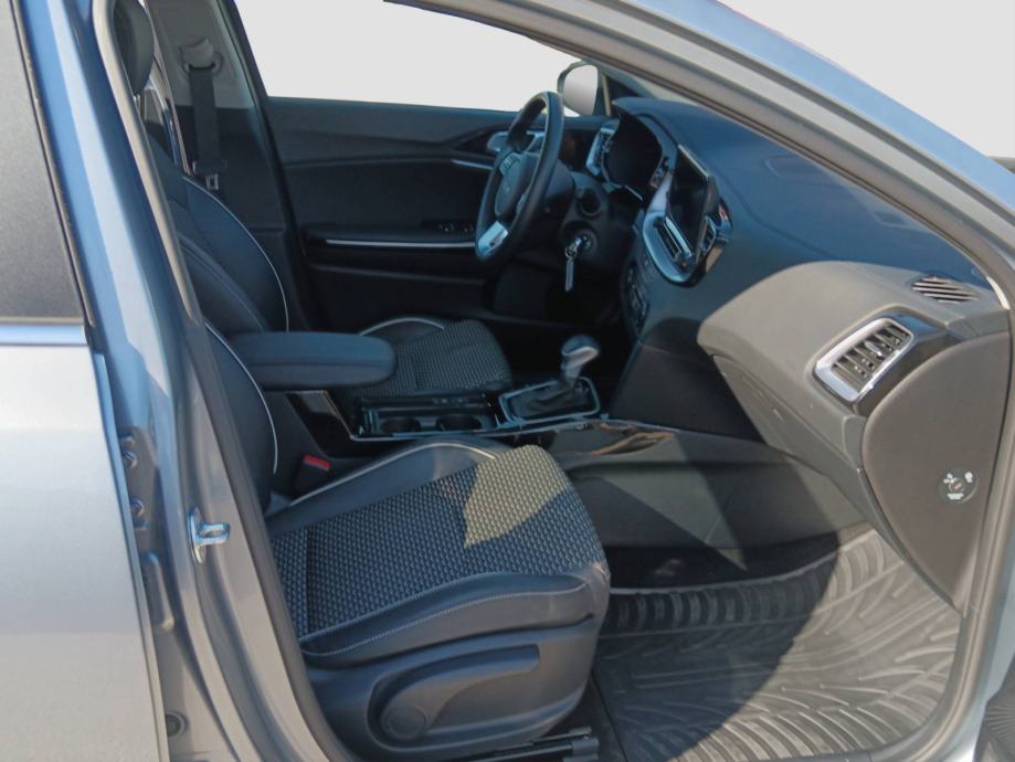 KIA XCEED 1.5 T-GDI 140 KS EX WAY AUTOMATIK *TVORNIČKO JAMSTVO*, fotografija 13