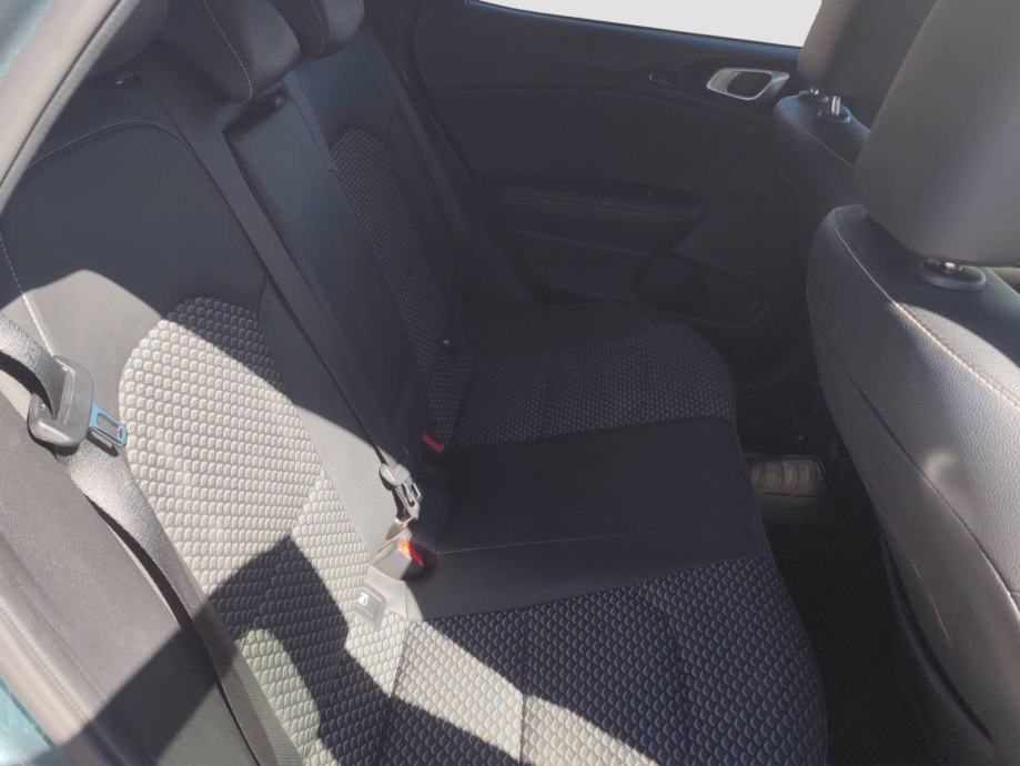 KIA XCEED 1.5 T-GDI 140 KS EX WAY *TVORNIČKO JAMSTVO*, fotografija 19