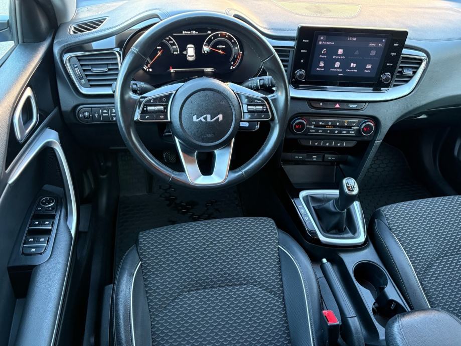 Kia XCeed 1.5 T-GDI 2022g Kupljen u Hr..Prvi vlasnik..Prilika!, fotografija 13