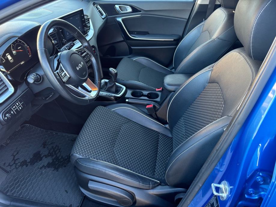 Kia XCeed 1.5 T-GDI 2022g Kupljen u Hr..Prvi vlasnik..Prilika!, fotografija 17