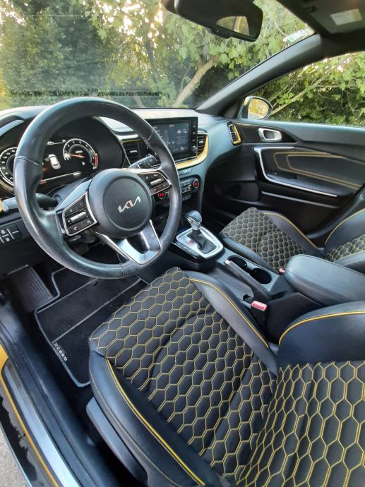 Kia XCeed 1.5 T-GDI 7DCT ex way , quantum yellow, izvrsno stanjeje, fotografija 7