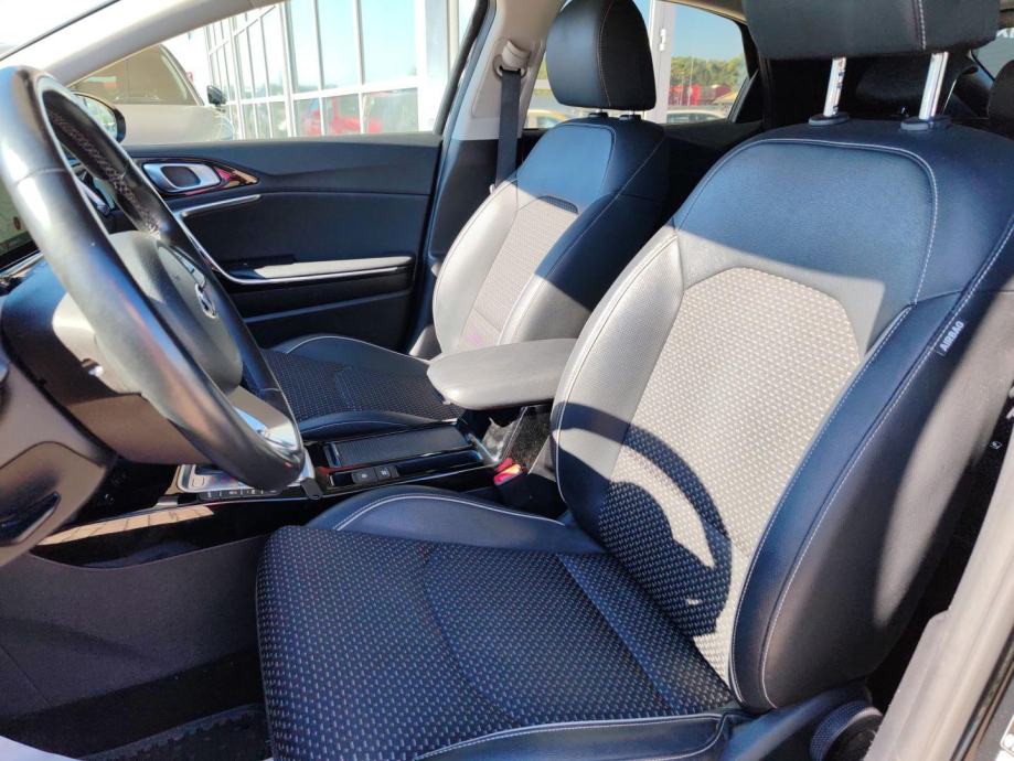 KIA XCeed 1.5 T-GDI EX STREAM DCT, fotografija 9