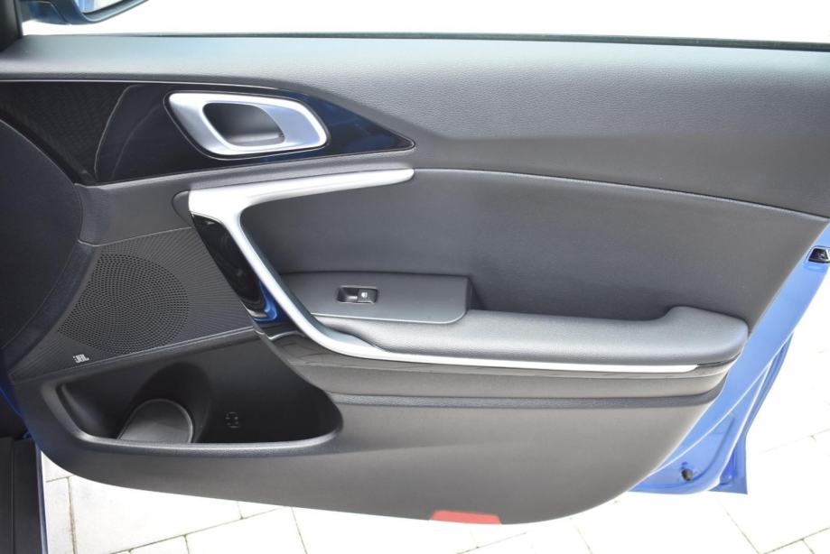 KIA XCeed 1.5 T-GDI STREAM, EL. ZATVARANJE PRTLJAŽNIKA, JAMSTVO, fotografija 20