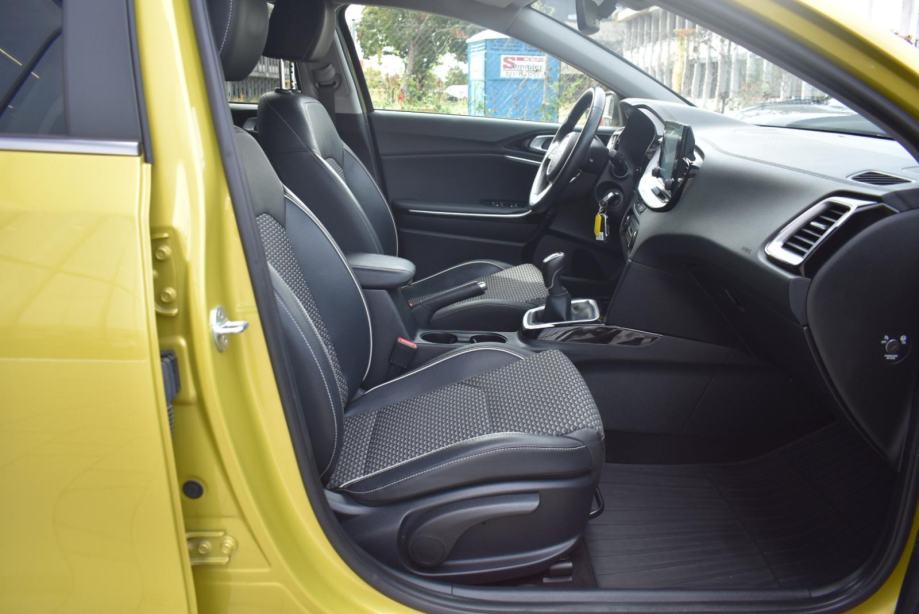 KIA XCeed 1.5 T-GDI EX WAY, GRIJANJE SJEDALA, GRIJANJE VOLANA, STRAŽNJ, fotografija 17