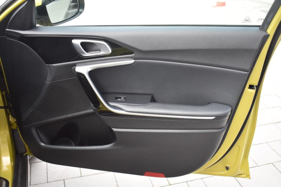 KIA XCeed 1.5 T-GDI EX WAY, GRIJANJE SJEDALA, GRIJANJE VOLANA, STRAŽNJ, fotografija 20