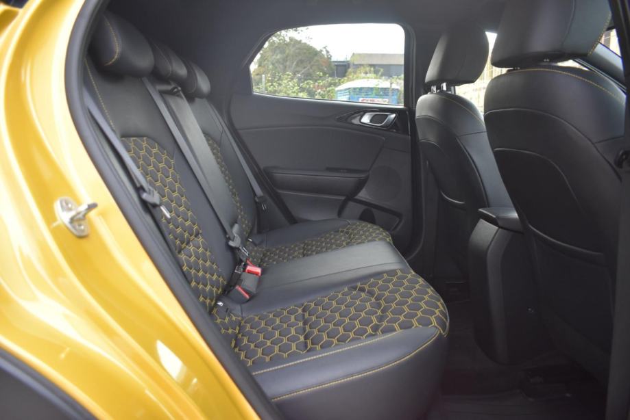 KIA XCeed 1.5 T-GDI WAY, KAMERA, TEMPOMAT, JAMSTVO, fotografija 18