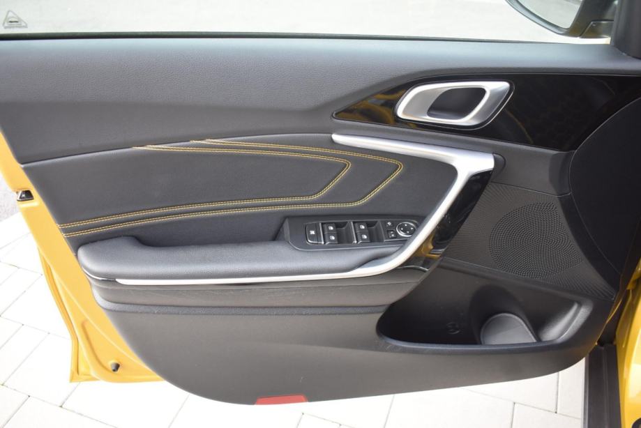 KIA XCeed 1.5 T-GDI WAY, KAMERA, TEMPOMAT, JAMSTVO, fotografija 19