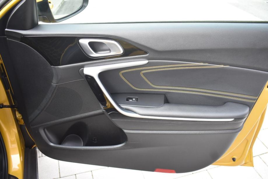 KIA XCeed 1.5 T-GDI WAY, KAMERA, TEMPOMAT, JAMSTVO, fotografija 20