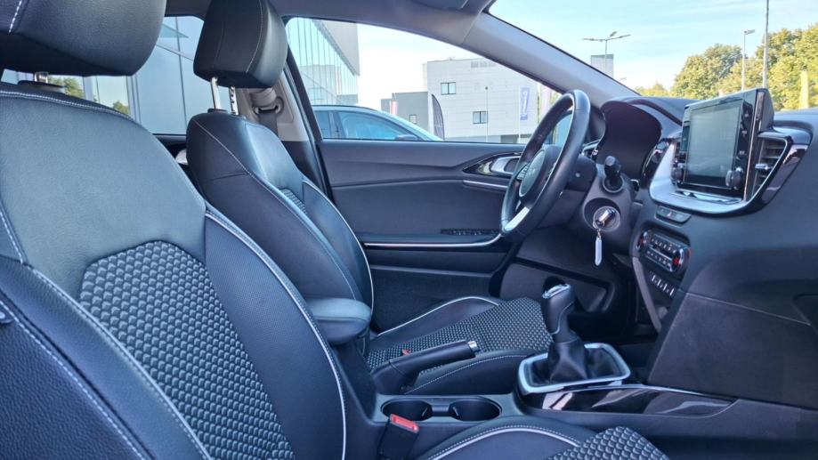 KIA XCeed 1.5 WAY, NOVE GUME, JAMSTVO, fotografija 17