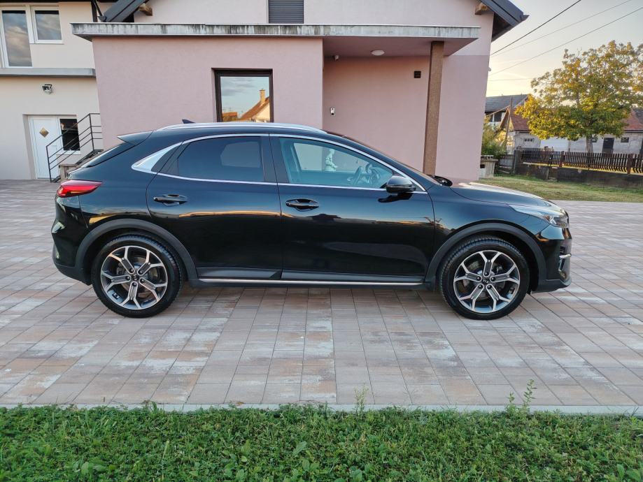Kia XCeed 1,6 CRDI, fotografija 4