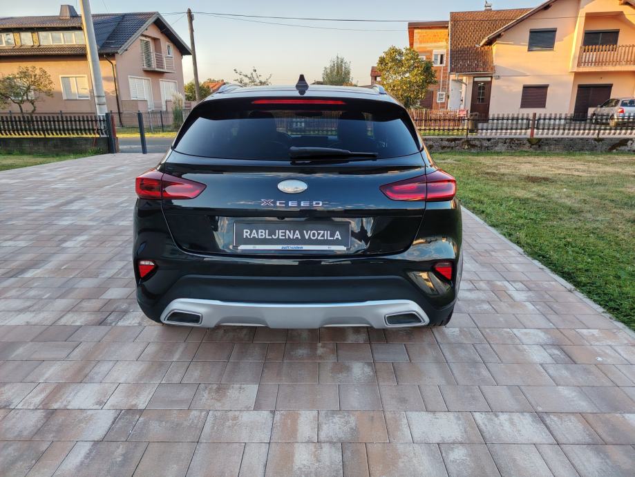 Kia XCeed 1,6 CRDI, fotografija 6