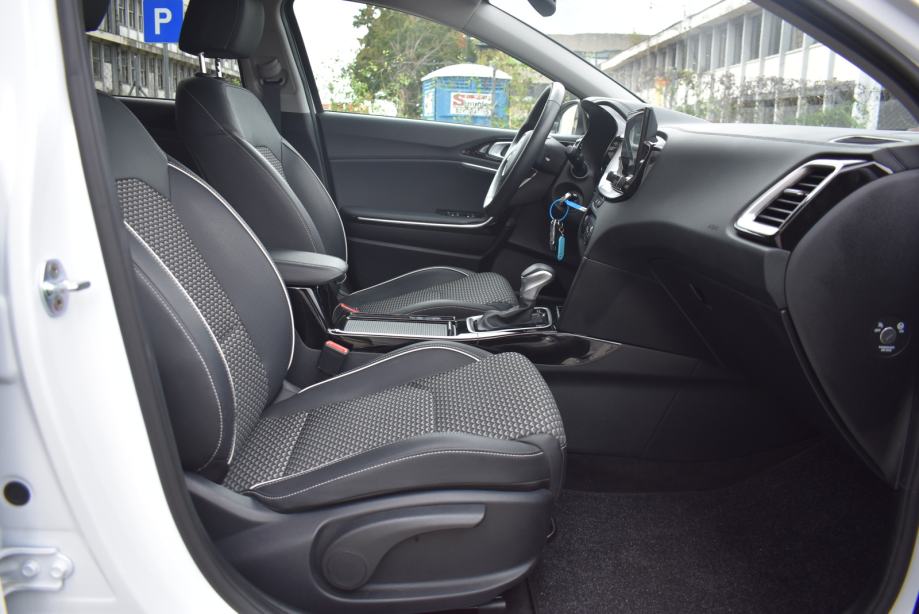KIA XCEED 1.6 T-GDI, NAVIGACIJA, MALO KM., JAMSTVO, fotografija 17