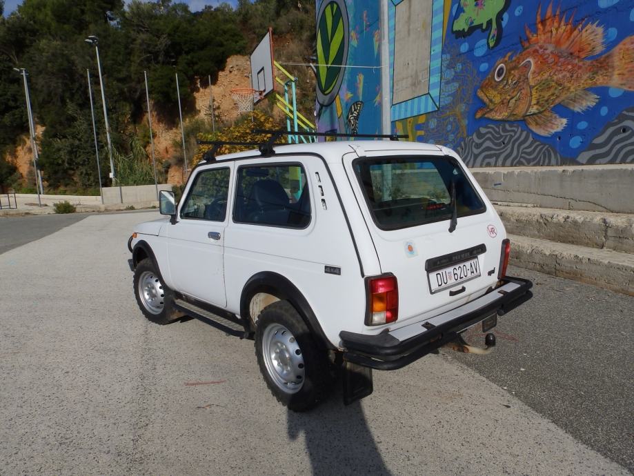 lada-niva-2004-godina-2004-god