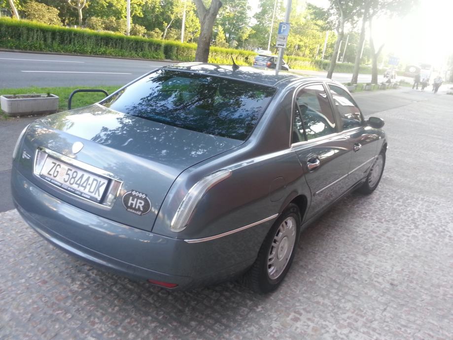 Obd2 protocols by vehicle make and model image