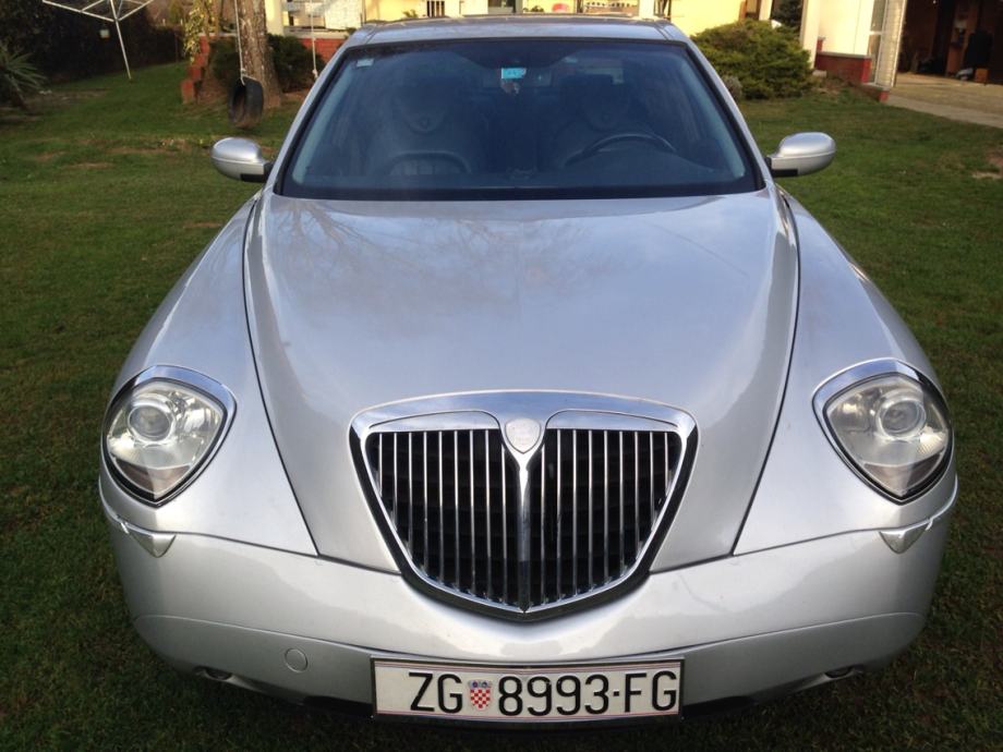Lancia thesis interior picture