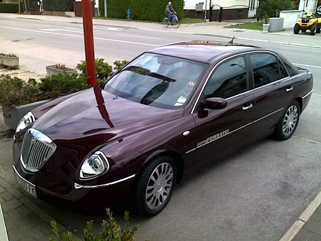 Lancia thesis 2 4 jtd 2006 image
