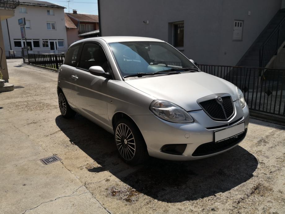 Lancia Y 1.3 16V JTD Multijet,