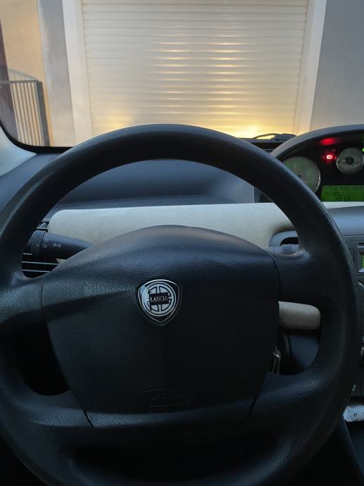 Lancia Y 1,3 16V JTD Multijet, fotografija 12