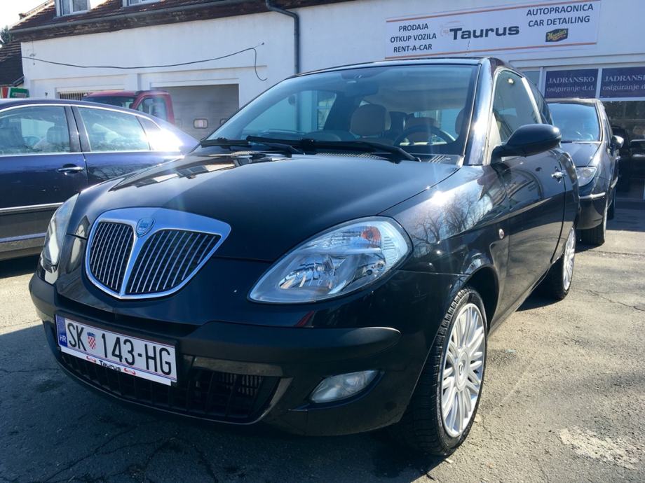 Lancia Y 1,3 16V JTD Multijetautomatik