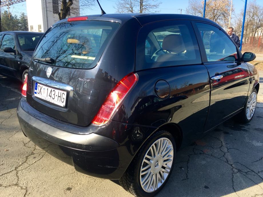 Lancia Y 1,3 16V JTD Multijetautomatik