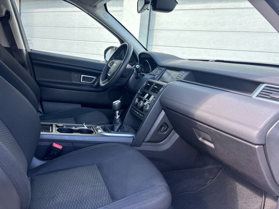 Land Rover Discovery Sport 2.0 Diesel 4x4, fotografija 12