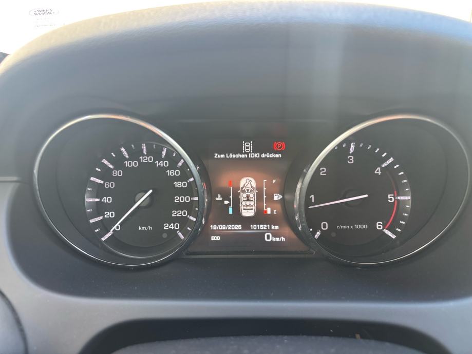 Land Rover Discovery Sport 2.0 Diesel 4x4, fotografija 14