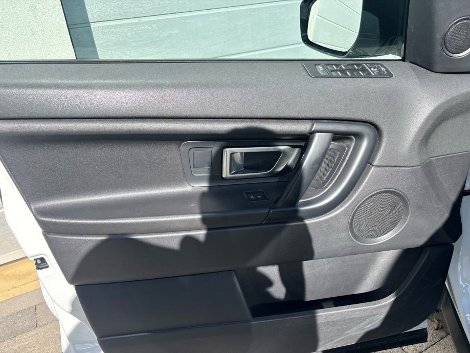 Land Rover Discovery Sport 2.0 Diesel 4x4, fotografija 16