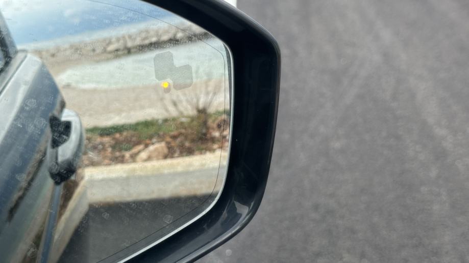 Land Rover Discovery Sport 2,0 dizel automatik 7 siceva garancija, fotografija 10