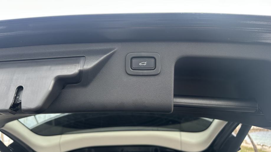 Land Rover Discovery Sport 2,0 dizel automatik 7 siceva garancija, fotografija 12