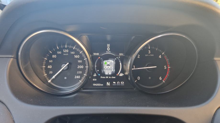 Land Rover Discovery Sport SE automatik, fotografija 16