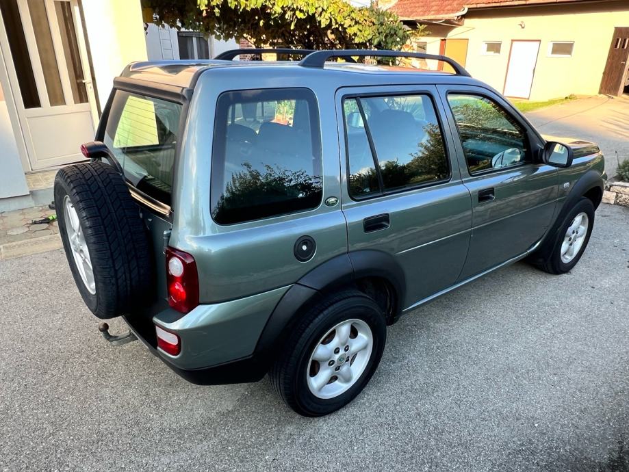 Land Rover Freelander 2,0 Td4, fotografija 4