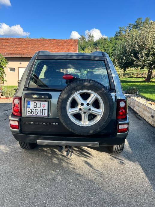 Land Rover Freelander 2,0 Td4, fotografija 6