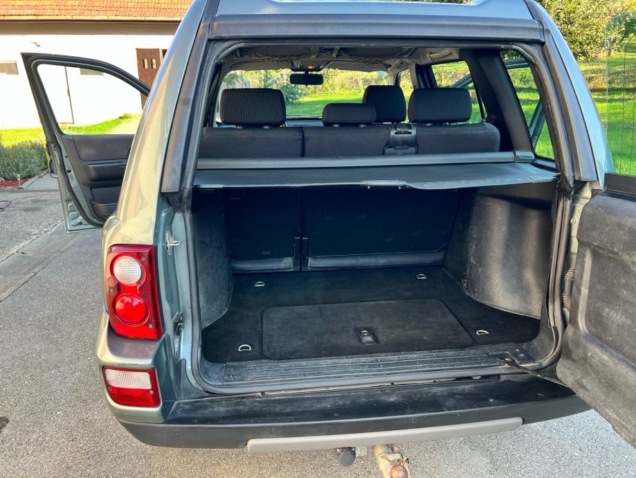 Land Rover Freelander 2,0 Td4, fotografija 8
