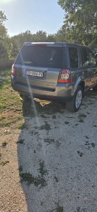 Land Rover Freelander 2,2 TD4 SE automatik, fotografija 4