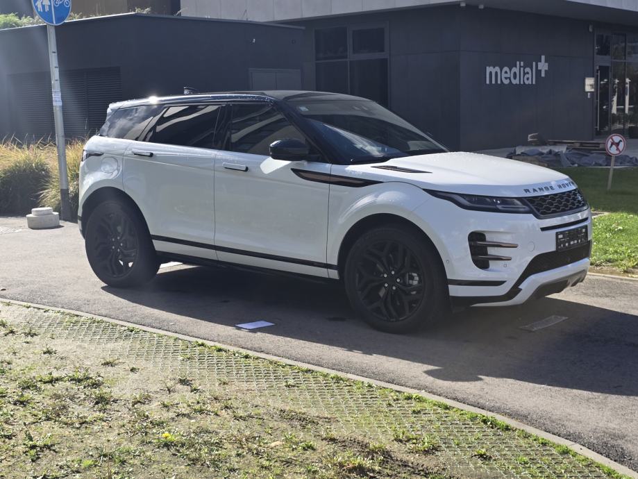 Range Rover Evoque 2.0TD 4x4 R Dynamic SE PREMIUM [HR VOZILO], fotografija 3