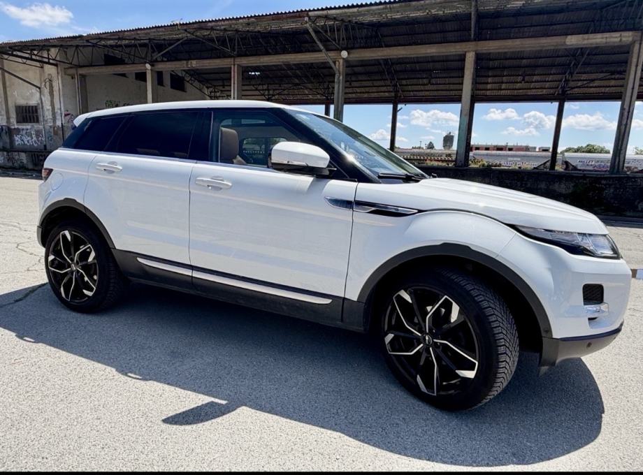 Land Rover Range Rover Evoque 2.2 automatik, fotografija 3