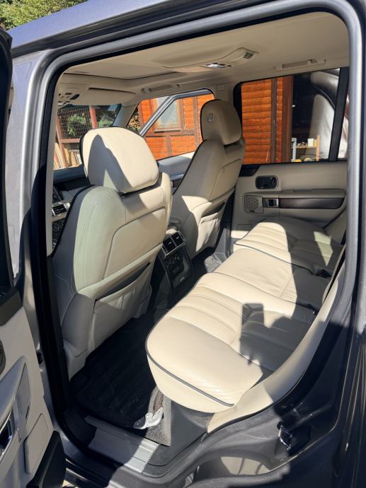 Land Rover Range Rover Vogue 4,4 TDV8 automatik Autobiography, fotografija 14