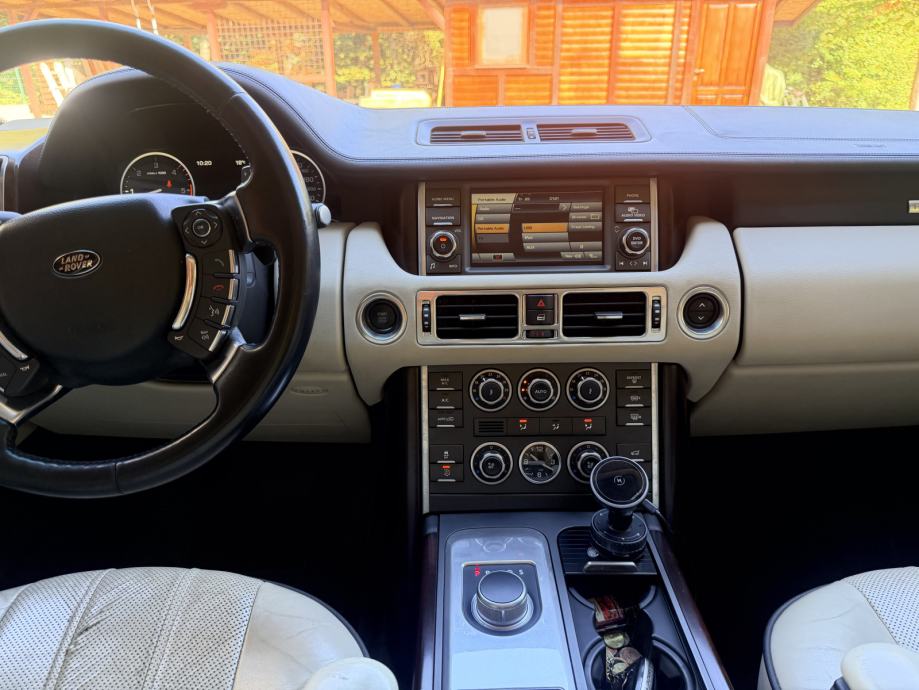 Land Rover Range Rover Vogue 4,4 TDV8 automatik Autobiography, fotografija 13