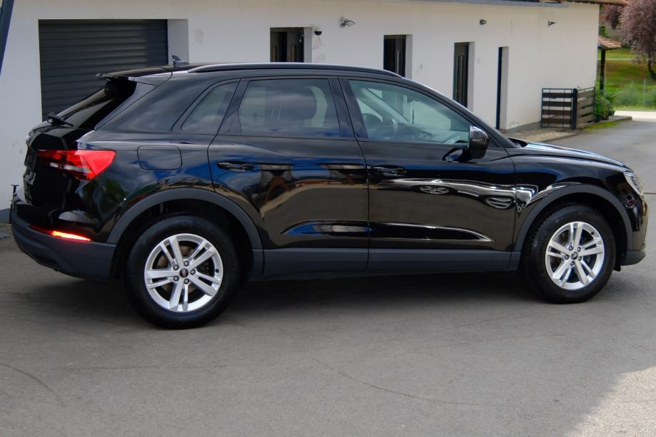Leasing bez učešća Audi Q3 35 TDI automatik Navi,temp.,koža,kamera...., fotografija 5