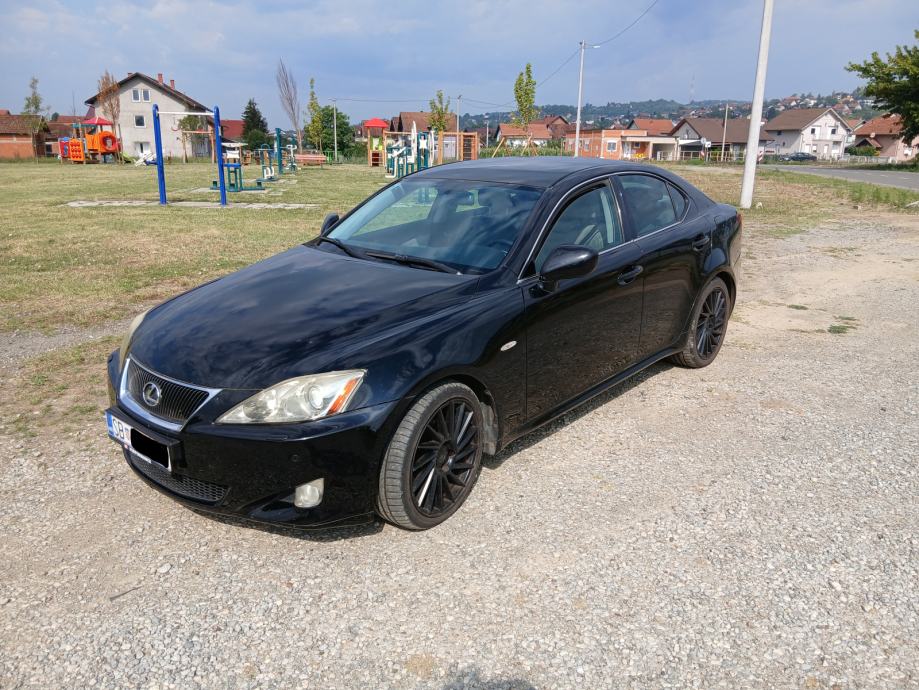Lexus IS 250 Sport, fotografija 3