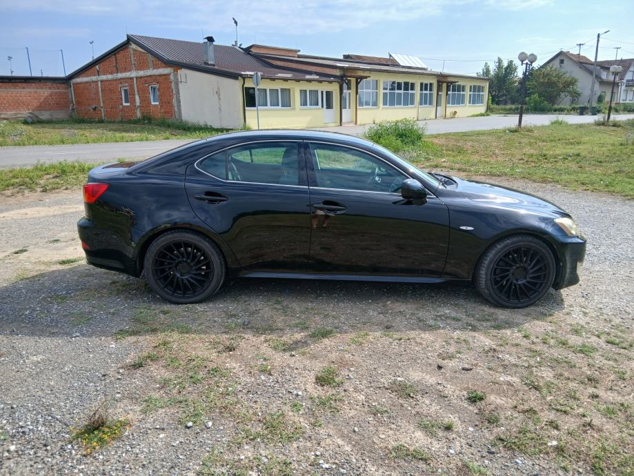 Lexus IS 250 Sport, fotografija 6